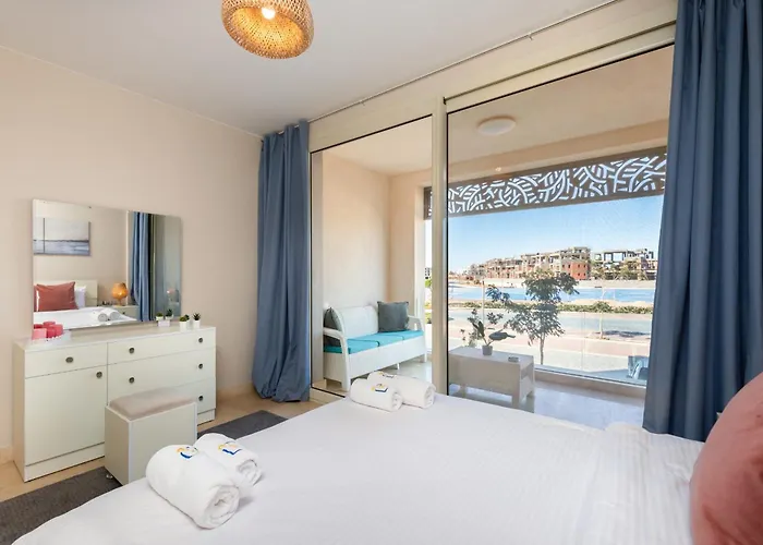 Bright & Breezy 1 Bedroom Mangroovy W Pool & Access * Hurghada